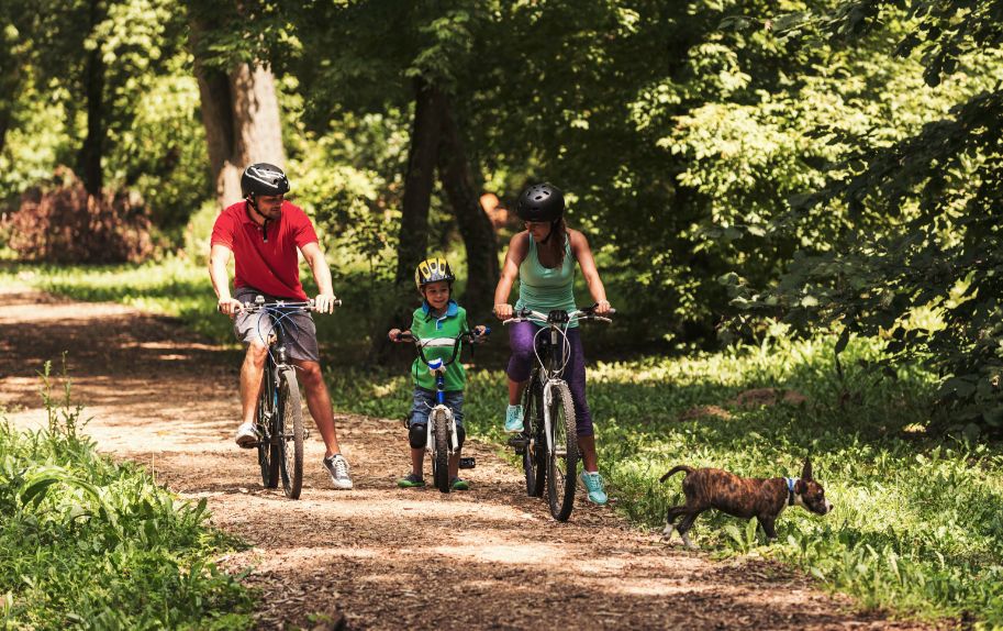 family cycle ride